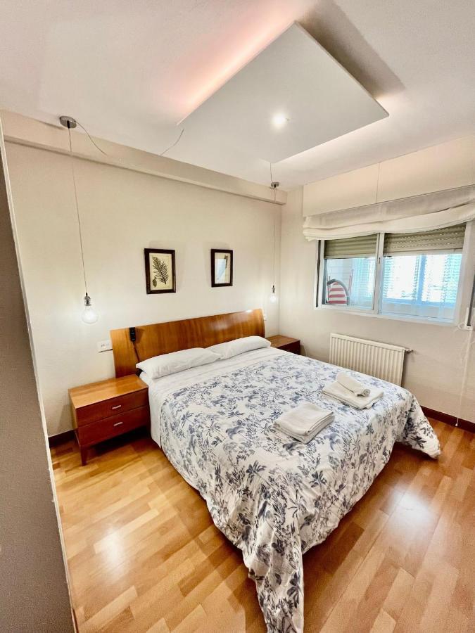 Atuaire Home Agradable Apartamento En El Centro De Burgos Parking Incluido מראה חיצוני תמונה